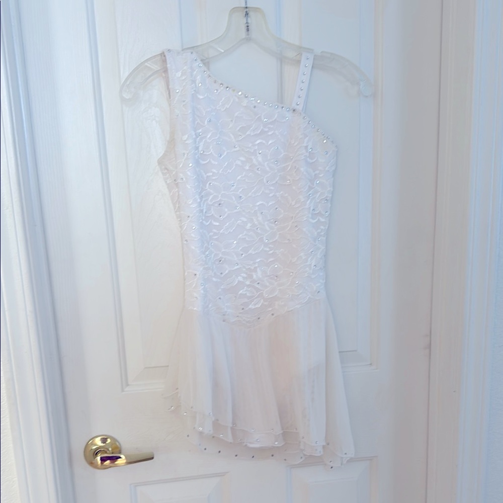 White Lace with one shoulder skating dress/ dance